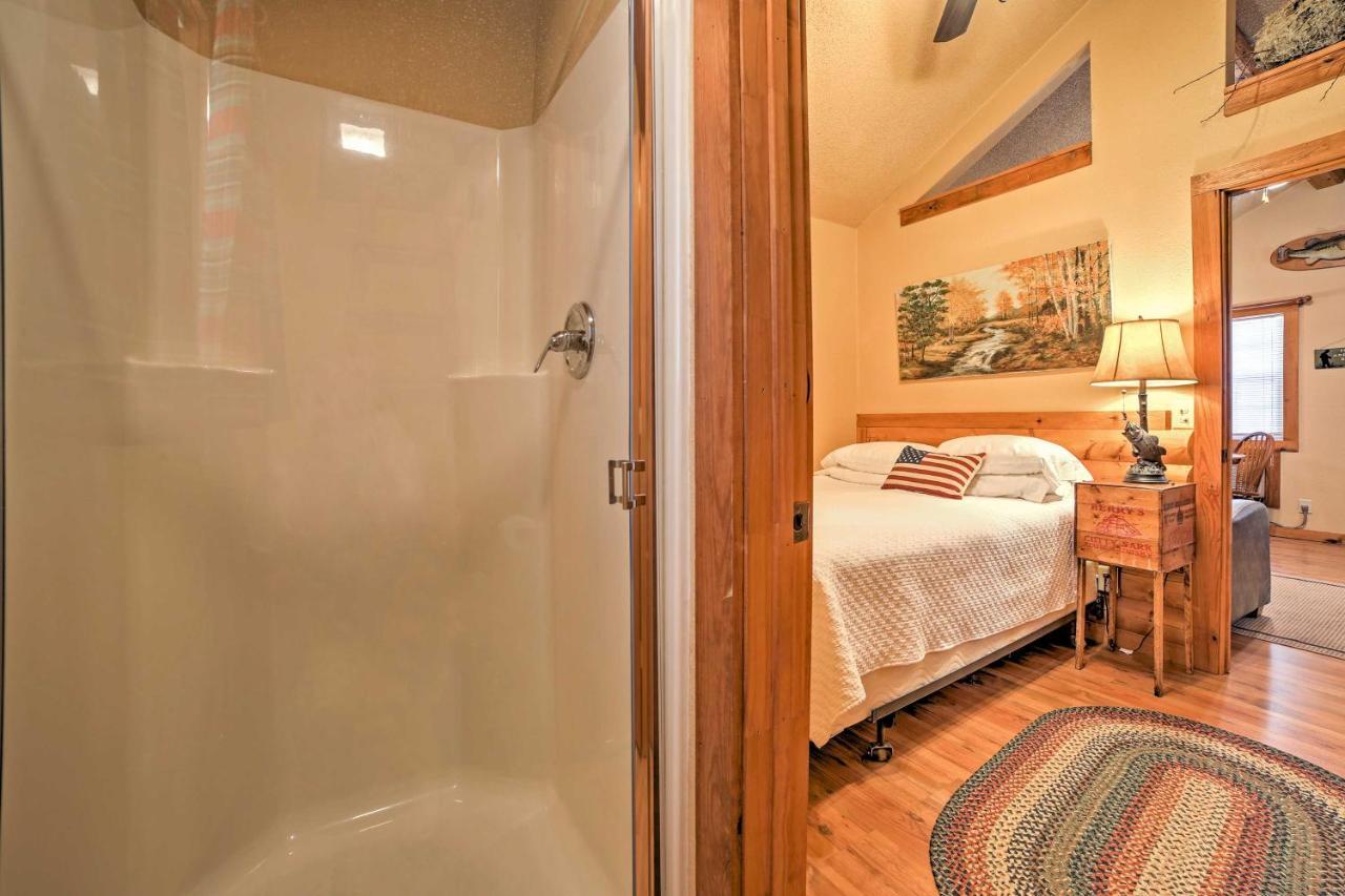 Branson Cabin With Deck Near Table Rock Lake! Exterior foto